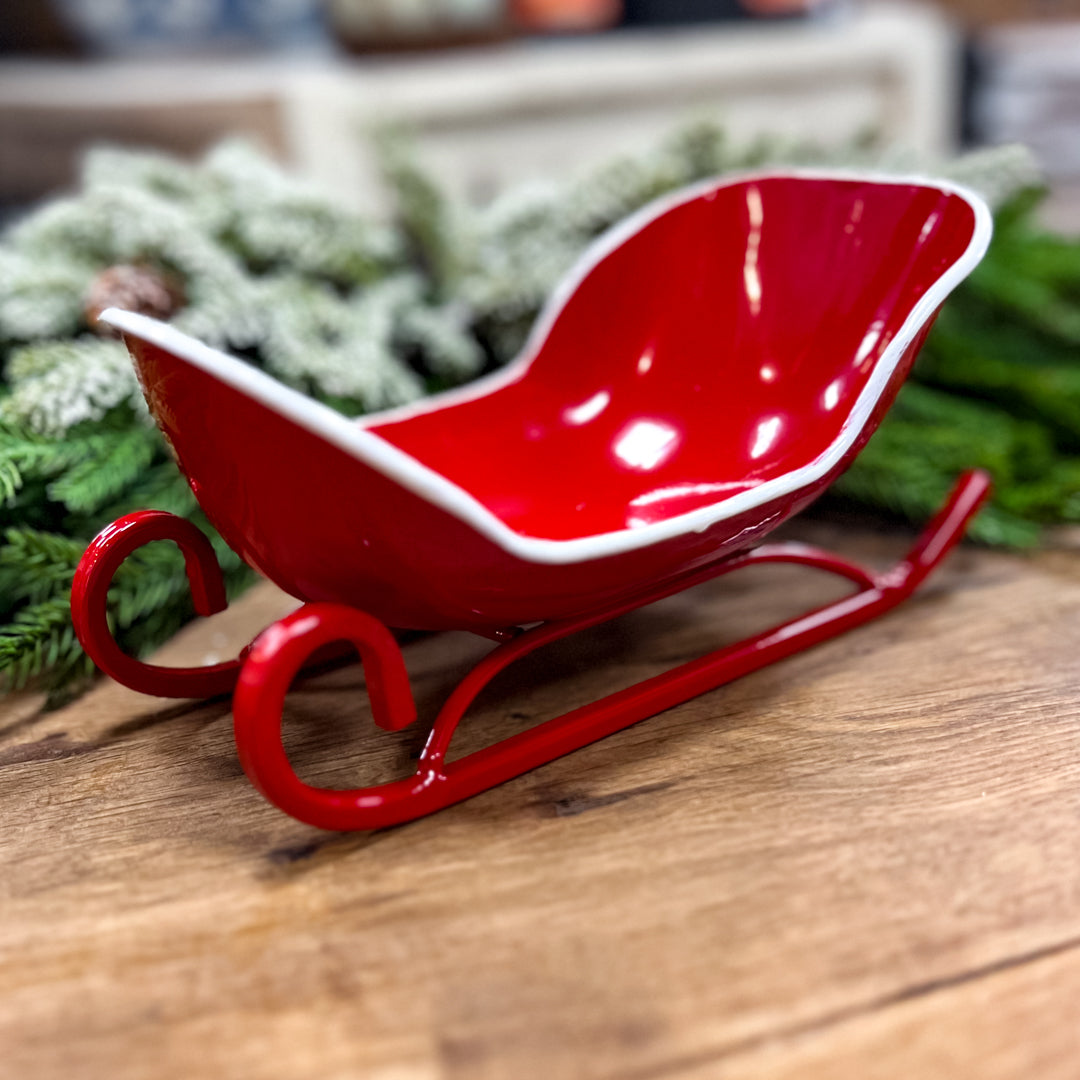 Red/White Metal Sleigh